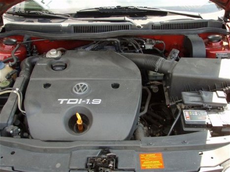 Volkswagen Bora - 1.9 TDI Comfortline - 1