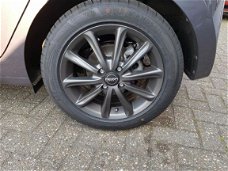 Hyundai i10 - 1.0i i-Motion Premium. Full options Nieuwstaat