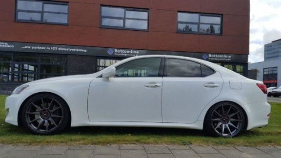 Lexus IS - 350, 310 PK, 19 inch, vol optie, parelmoer wit - 1