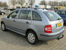 Skoda Fabia Combi - 1.4-16V Ambiente