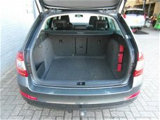 Skoda Octavia Combi - 1.6 TDI GREENLINE BUSINESSLINE Inclusief Afleveringskosten