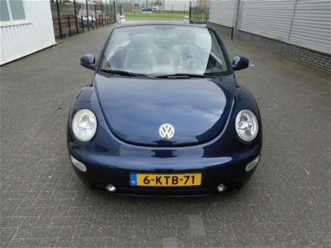 Volkswagen New Beetle Cabriolet - 1.9 TDI Highline - 1