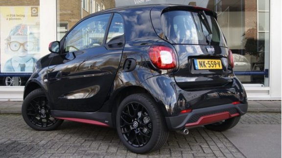 Smart Fortwo - 1.0 Night Runner | LIMITED EDITION Fortwo 1.0 Night Runner | LIMITED EDITION - 1