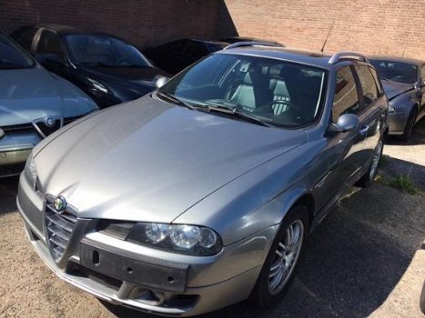 Alfa Romeo 156 Sportwagon - 1.9 JTD 4x4 q4 - 1