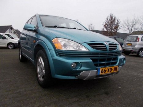 SsangYong Kyron - M 200 XDI AIRCO + LEER + TREKHAAK - 1