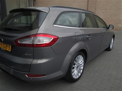 Ford Mondeo Wagon - 1.6 TDCi Titanium , NaviPlus, Stoelverw, Ecc, Pdc, Led, 17 Inch - 1