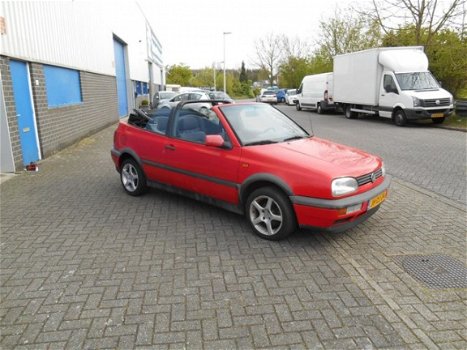 Volkswagen Golf Cabriolet - 1.8 - 1