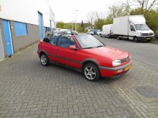 Volkswagen Golf Cabriolet - 1.8