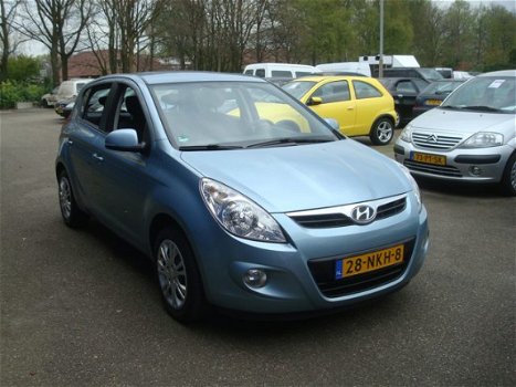 Hyundai i20 - 1.4 CRDI I-MOTION 1e EIGENAAR AANTOONBAAR - 1