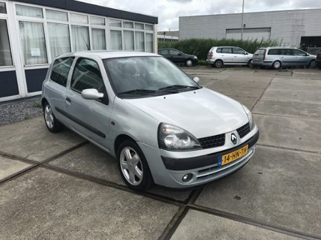 Renault Clio - Airco/Stuurbkr/LM/Nwe APK/1.6-16V Dynamique - 1