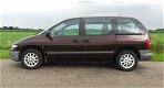 Chrysler Voyager - 2.4i S 7-persoons in goede staat met airco - 1 - Thumbnail