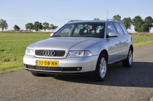 Audi A4 Avant - 1.9 TDI Advance luxe uitvoering in zeer goede staat - 1