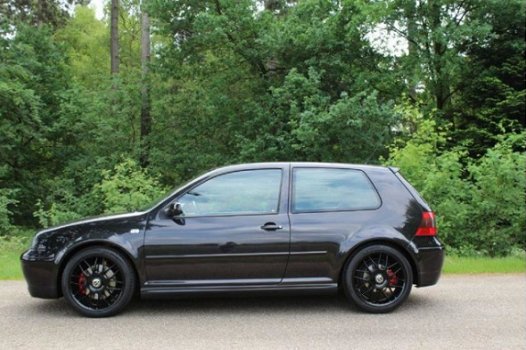 Volkswagen Golf - 4 1.8-20V Turbo GTI Jubi 25 Jahre 2002/ Dealer ond./ NAP/ Clima/ Cruise/ 6-bak/ CV - 1