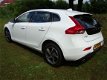 Volvo V40 - 2.0D4-190PK/Momentum/Business - 1 - Thumbnail