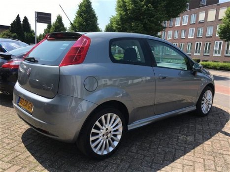 Fiat Grande Punto - 1.4-16V Sport - 1