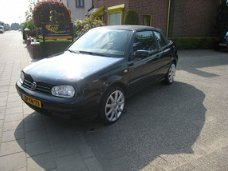 Volkswagen Golf Cabriolet - 1.8 Trendline