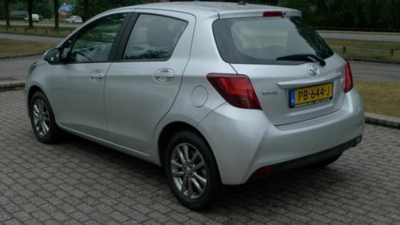 Toyota Yaris - 1.0 VVT-i Now all-in prijs - 1