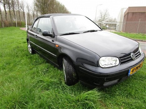 Volkswagen Golf Cabriolet - 1.8 Trendline - 1