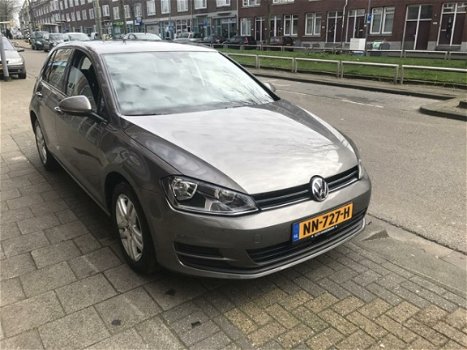 Volkswagen Golf - 1.6 TDI Highline - 1