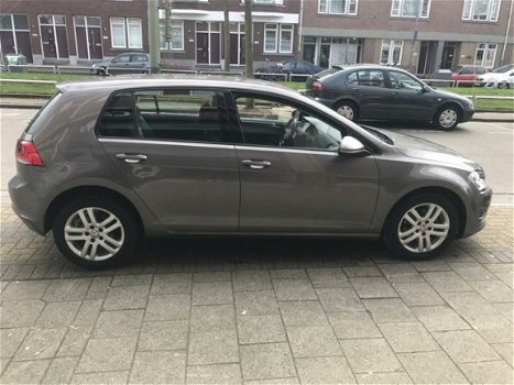 Volkswagen Golf - 1.6 TDI Highline - 1