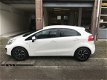 Kia Rio - 1.4 CVVT ExecutiveLine - 1 - Thumbnail