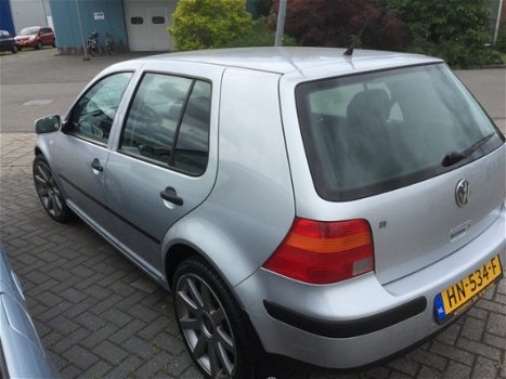 Volkswagen Golf - 1.4-16V Comfortline - 1