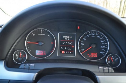 Audi A4 - 2.0 TDI PRO LINE BUSINESS nieuwe distributie/bak gespoeld/zomer&wintervelg nieuwe distribu - 1