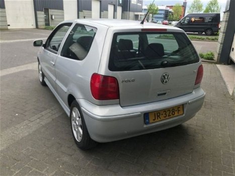 Volkswagen Polo - 1.4-16V Highline| Full optie | Leder | Mistlampen | LMV - 1