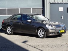 Mercedes-Benz E-klasse - 220 CDI BUSINESS CLASS COMAND E10950EXEX