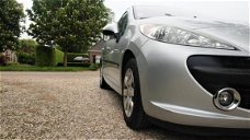 Peugeot 207 - 1.4-16V XS