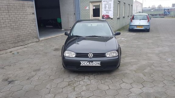 Volkswagen Golf - 1.9 TDI Comfortline - 1