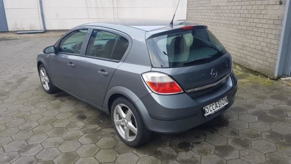 Opel Astra - 1.9 CDTi Business - 1
