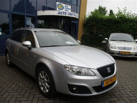 Seat Exeo - 2.0 TDI Style 120pk Clima/Cruise/PDC/Privacy Glas - 1