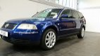 Volkswagen Passat Variant - 2.5 TDI COMFORTLINE 3BG V6 AUTOMAAT 150PK NAP AIRCO NETTE AUTOAPK - 1 - Thumbnail