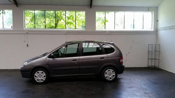 Renault Scénic - 1.6-16V EXPRESSION SPORT NAP CLIMA APK DEALER CAR - 1