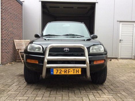 Toyota FunCruiser RAV4 - 2.0i SR - 1