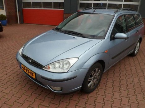 Ford Focus Wagon - 1.6-16V Ghia - 1