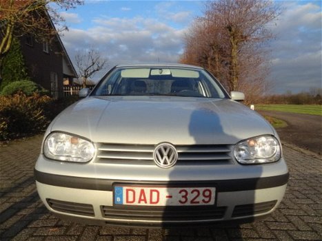 Volkswagen Golf - 1.9 SDI 1999 met Airco en Slechts 261000 km - 1