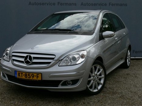 Mercedes-Benz B-klasse - 200 - panoramadak - airco - Sport - 1