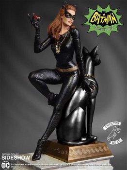 Catwoman Maquette Diorama Sideshow Tweeterhead - 2