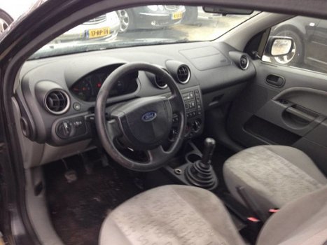 Ford Fiesta - 1.25-16V Ambiente - 1