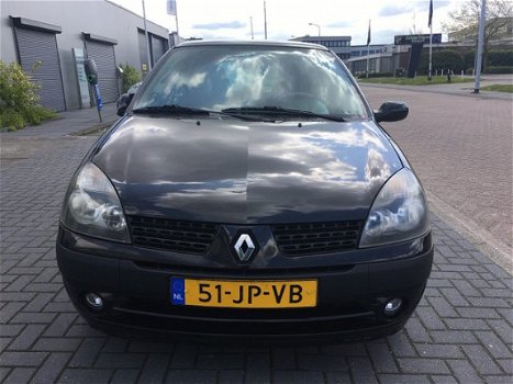 Renault Clio - RT 1.4 16V - 1