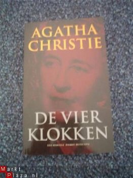 De vier klokken door Agatha Christie - 1