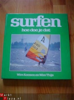 Surfen, hoe doe je dat door Koesen en Thijs - 1