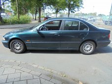 BMW 5-serie E39 520i 1998 Onderdelen en Plaatwerk 324/6