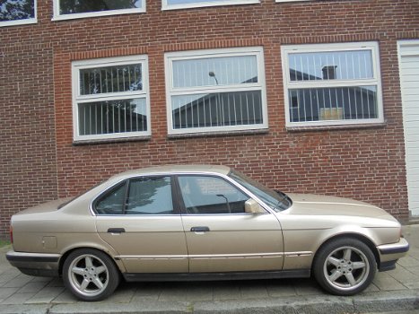 BMW 5 Serie E 34 535 1990 Onderdelen en Plaatwerk - 2