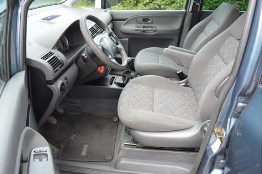 Volkswagen Sharan - 2.0 - 1