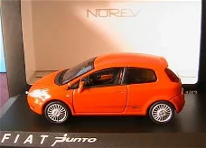 1:43 Norev Fiat Grande Punto 3deurs orange 2005