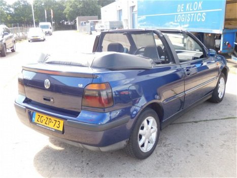 Volkswagen Golf Cabriolet - 1.8 TRENDLINE, STUURBEKRACHTIGING, 4X ELEK-RAMEN, CENT-VERGRENDELING, WI - 1