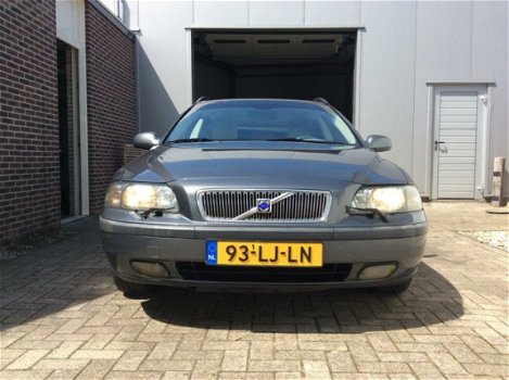 Volvo V70 - 2.4 D5 Geartronic Edition II - 1